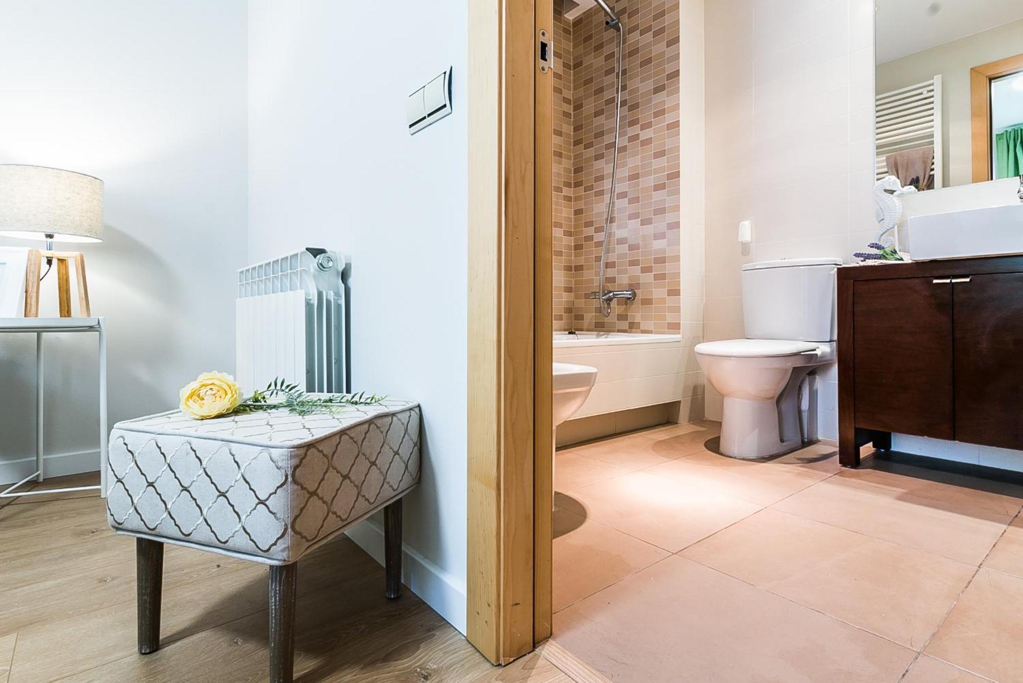 Top Family Apartment By Lofties Terrassa Exteriör bild