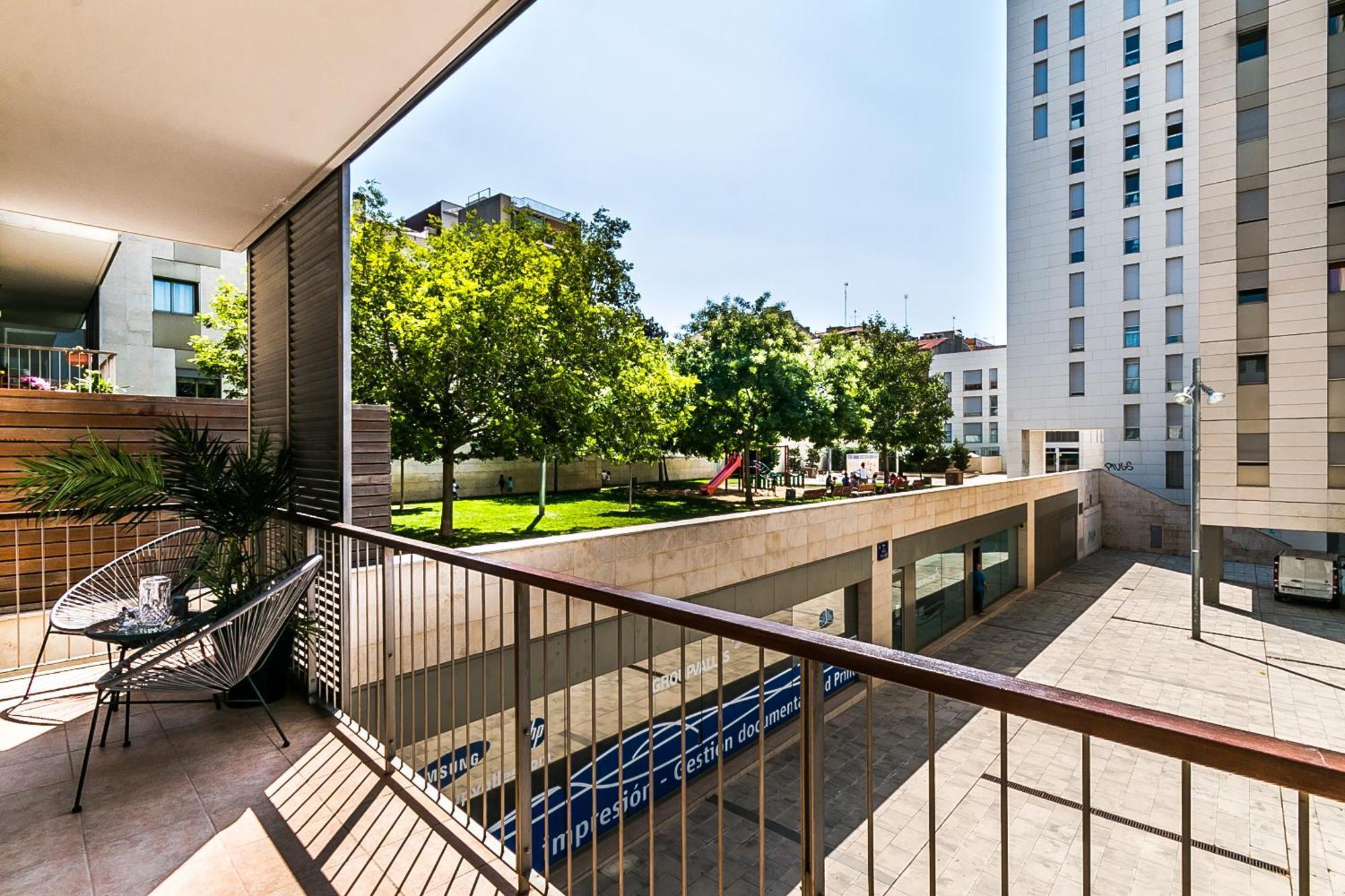 Top Family Apartment By Lofties Terrassa Exteriör bild